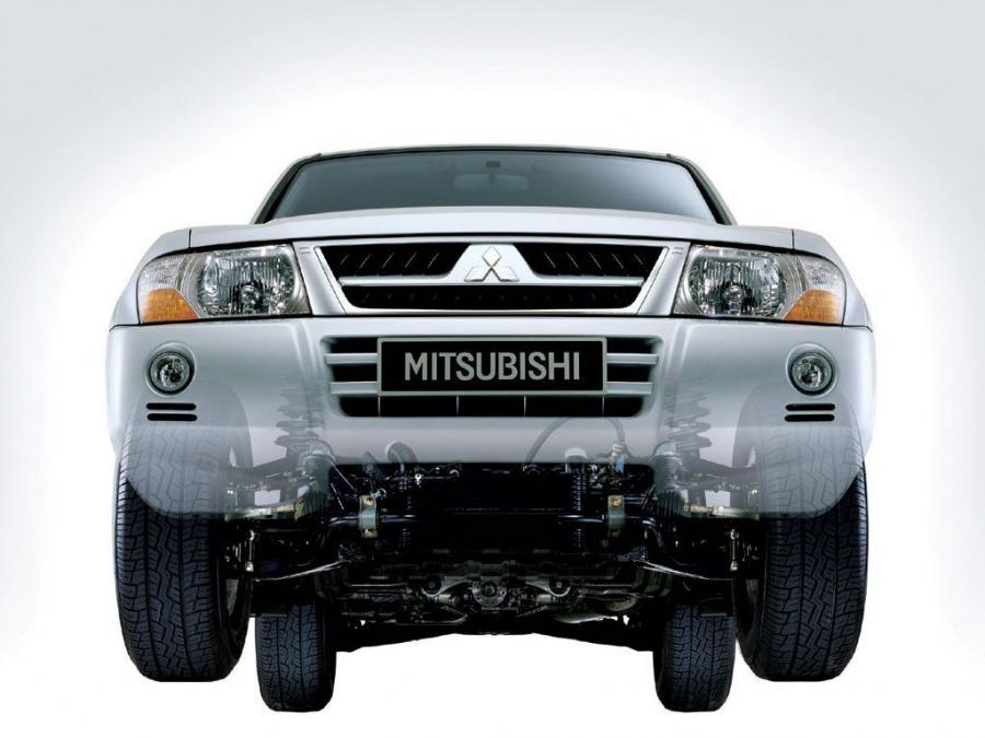  Mitsubishi Pajero 5-Door III 1999 года  (фото 9 из 23)